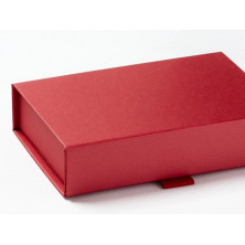 Pudełko ozdobne z logo czerwone A6 niskie 18cm x 13cm x 4cm