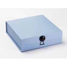 Pudełko ozdobne z logo niebieskie M 22cm x 22,5cm x 6,5cm