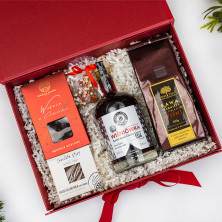 Świąteczny zestaw prezentowy CHERRY DELIGHT z wiśniówką i personalizacją