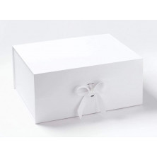 Pudełko ozdobne z logo białe MAX XL 45cm x 33cm x 20cm z wstążką